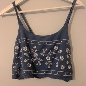 Pacsun short embroidered crop top
